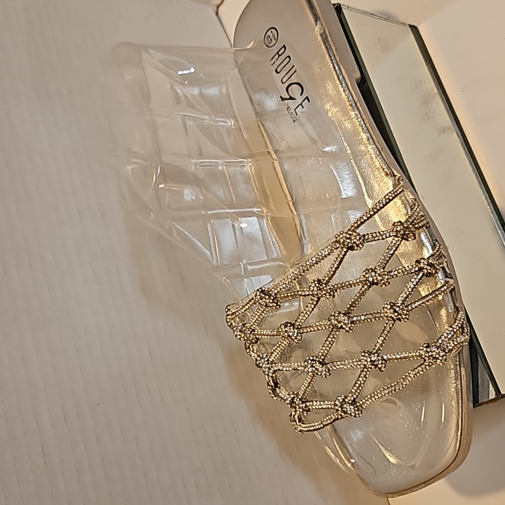 (NWT) ROUGE SILVER SANDALS - Picture 4 of 4